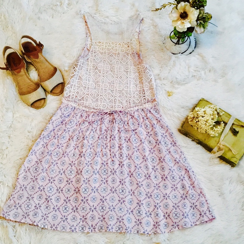 Vintage A&F Floral crochet dress - Picture 2 of 2